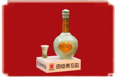 林芝工布江达县烟酒回收四特酒.jpg